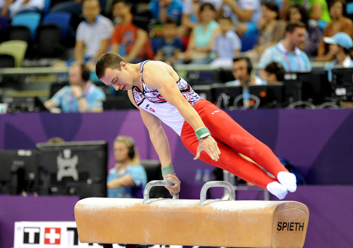 Azərbaycan gimnastı gümüş medal qazandı (FOTO)