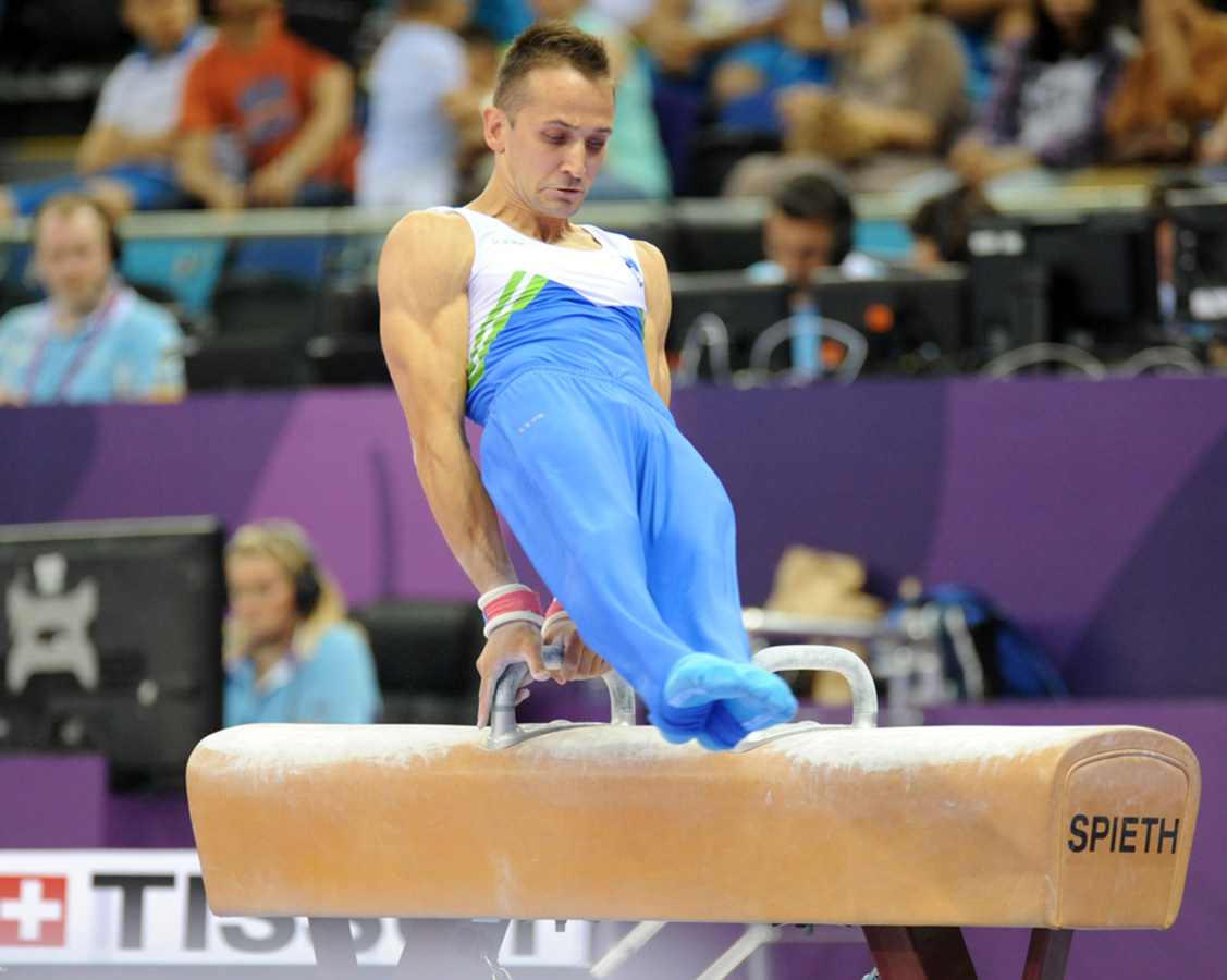 Azərbaycan gimnastı gümüş medal qazandı (FOTO)