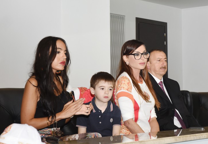 Prezident İlham Əliyev və xanımı birinci Avropa Oyunları çərçivəsində keçirilən sambo yarışlarını izləyiblər (FOTO)