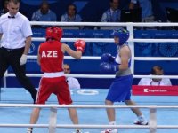 Daha bir qadın boksçumuz yarımfinalda (FOTO)