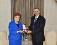 İlham Əliyev Latviyanın keçmiş Prezidenti Vayra Vike-Freyberqanı qəbul edib