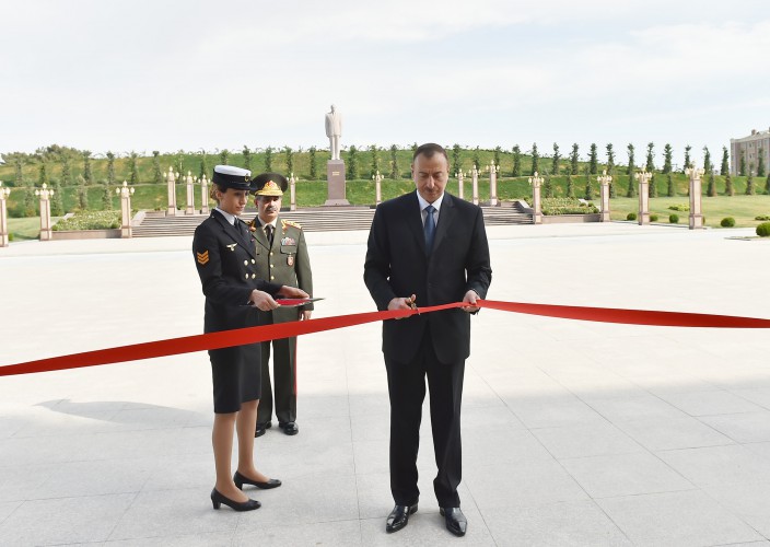 Prezident İlham Əliyev Hərbi Dəniz Qüvvələri yeni bazasının açılışında iştirak edib (FOTO)