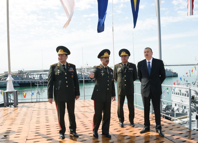 Prezident İlham Əliyev Hərbi Dəniz Qüvvələri yeni bazasının açılışında iştirak edib (FOTO)