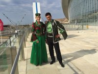 "Eurosport" və SKY TV-nin aparıcısı Azərbaycanın milli geyimində (FOTO)