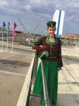 "Eurosport" və SKY TV-nin aparıcısı Azərbaycanın milli geyimində (FOTO)