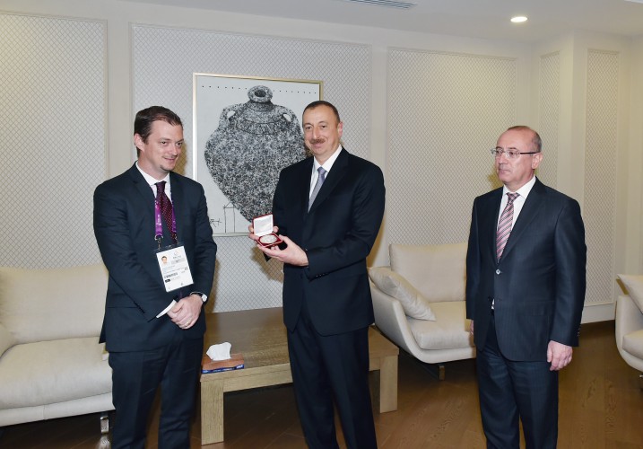 Prezident İlham Əliyevə ali paralimpiya mükafatı təqdim edilib