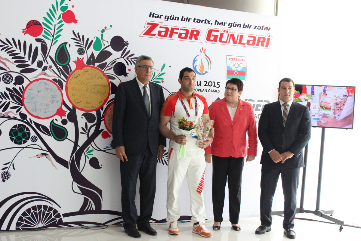 Milli Olimpiya Komitəsində Avropa Oyunlarının qalibləri ilə görüş keçirilib (FOTO)