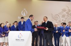 Birinci Avropa Oyunlarının təşkilində böyük xidmətlərinə görə Mehriban Əliyeva “Heydər Əliyev” ordeni ilə təltif edilib (FOTO)