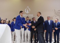 Birinci Avropa Oyunlarının təşkilində böyük xidmətlərinə görə Mehriban Əliyeva “Heydər Əliyev” ordeni ilə təltif edilib (FOTO)