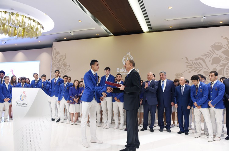 Birinci Avropa Oyunlarının təşkilində böyük xidmətlərinə görə Mehriban Əliyeva “Heydər Əliyev” ordeni ilə təltif edilib (FOTO)