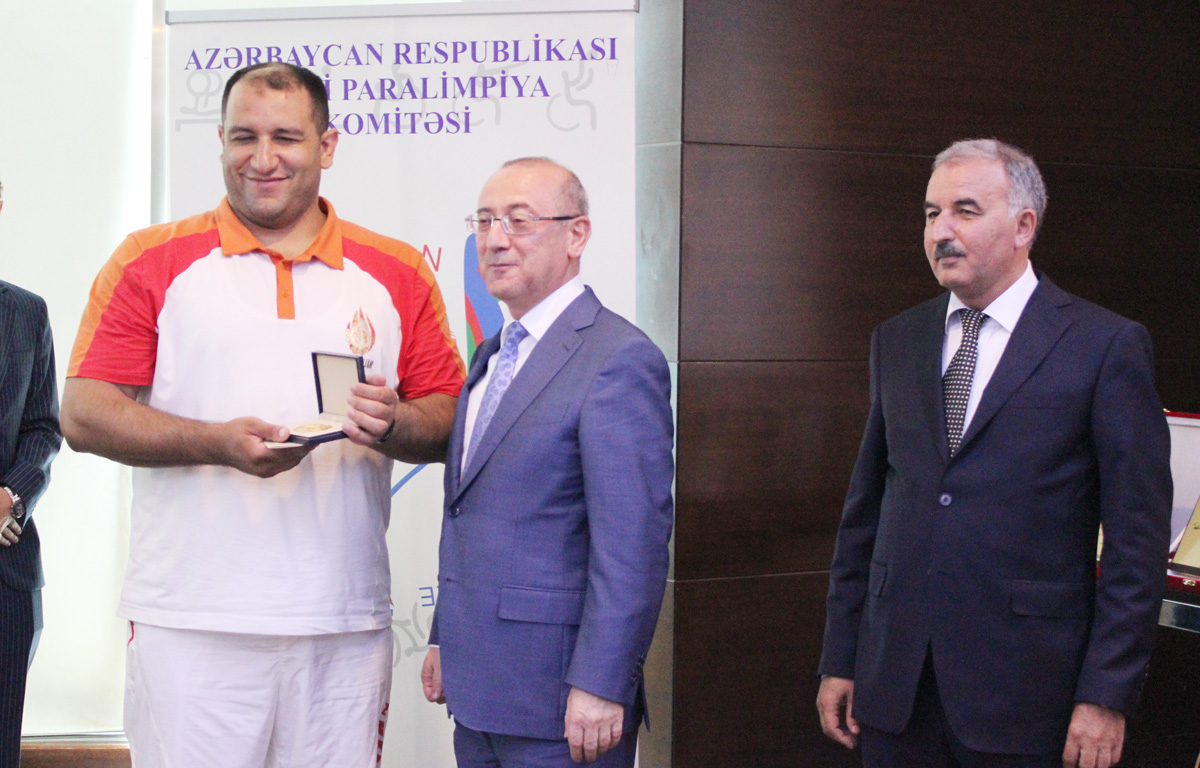 Milli Paralimpiya Komitəsində Avropa Oyunlarının yekunlarına həsr olunmuş iclas keçirilib (FOTO)