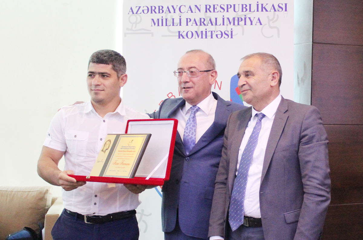 Milli Paralimpiya Komitəsində Avropa Oyunlarının yekunlarına həsr olunmuş iclas keçirilib (FOTO)
