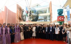 Prezident İlham Əliyev və xanımı "Milan Expo 2015" sərgisindəki Azərbaycan pavilyonunda "Milli gün" mərasimində iştirak ediblər (FOTO)