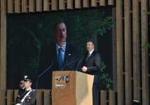 Prezident İlham Əliyev və xanımı "Milan Expo 2015" sərgisindəki Azərbaycan pavilyonunda "Milli gün" mərasimində iştirak ediblər (FOTO)
