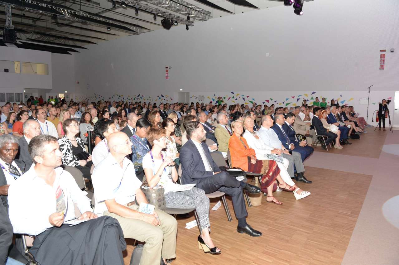Heydər Əliyev Fondu “Milan Expo 2015”də Azərbaycan “Milli Gün”ü çərçivəsində konsert proqramı təşkil edib (FOTO)