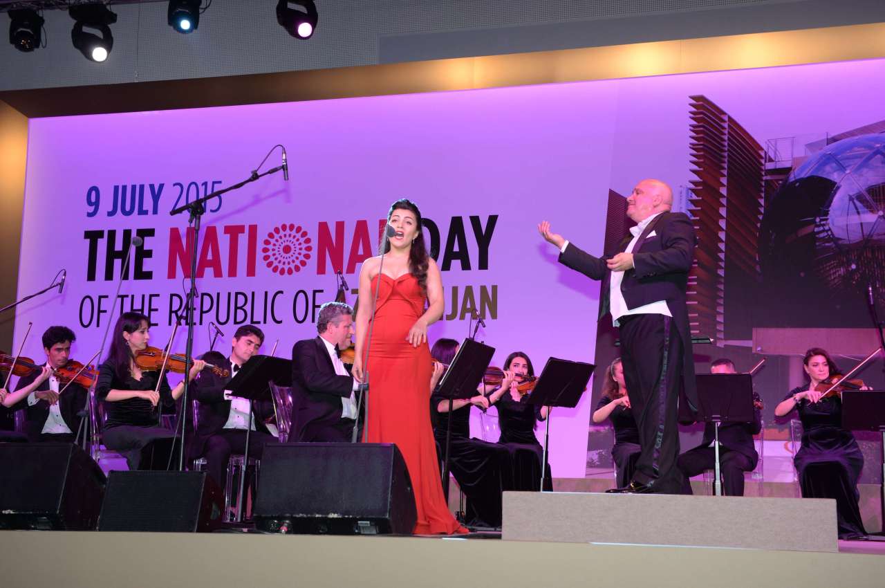 Heydər Əliyev Fondu “Milan Expo 2015”də Azərbaycan “Milli Gün”ü çərçivəsində konsert proqramı təşkil edib (FOTO)