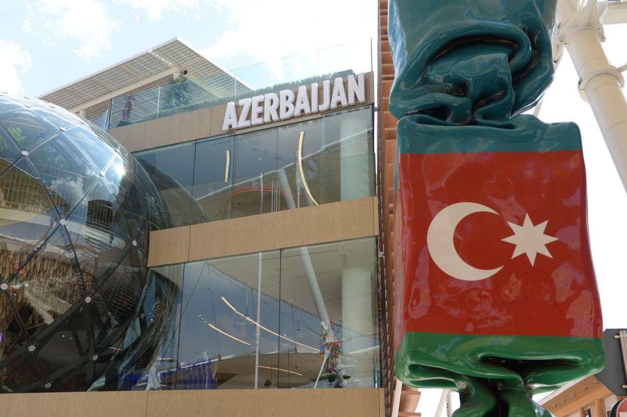 Heydər Əliyev Fondu “Milan Expo 2015”də Azərbaycan “Milli Gün”ü çərçivəsində konsert proqramı təşkil edib (FOTO)