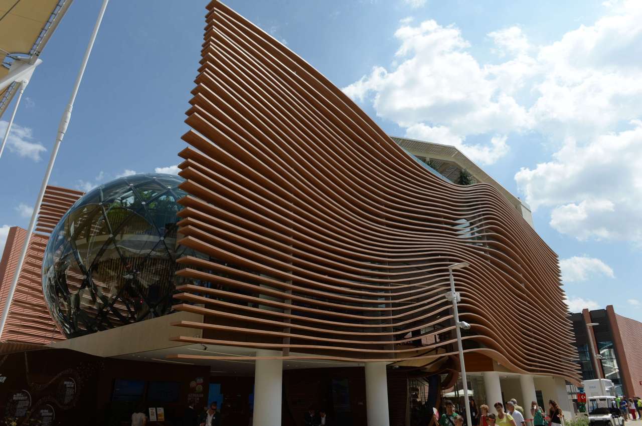Heydər Əliyev Fondu “Milan Expo 2015”də Azərbaycan “Milli Gün”ü çərçivəsində konsert proqramı təşkil edib (FOTO)