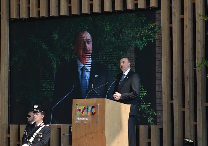 Prezident İlham Əliyev və xanımı "Milan Expo 2015" sərgisindəki Azərbaycan pavilyonunda "Milli gün" mərasimində iştirak ediblər (FOTO)