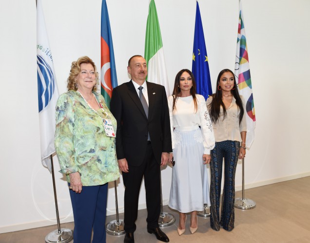 Prezident İlham Əliyev və xanımı "Milan Expo 2015" sərgisindəki Azərbaycan pavilyonunda "Milli gün" mərasimində iştirak ediblər (FOTO)