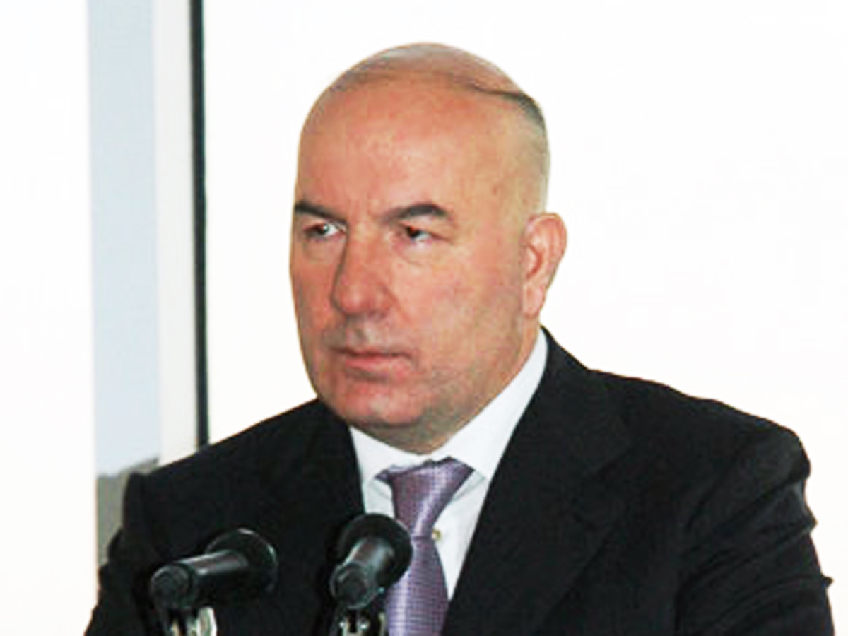 Elman Rüstəmov ilin sonuna qədər manatın məzənnəsi ilə bağlı proqnozlarını açıqladı