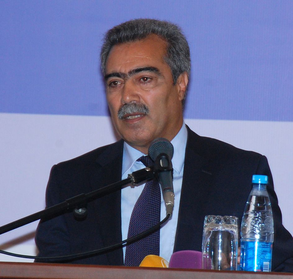 Ərəstun Mehdiyev: Mətbuatın üzərinə böyük missiya düşür (FOTO)