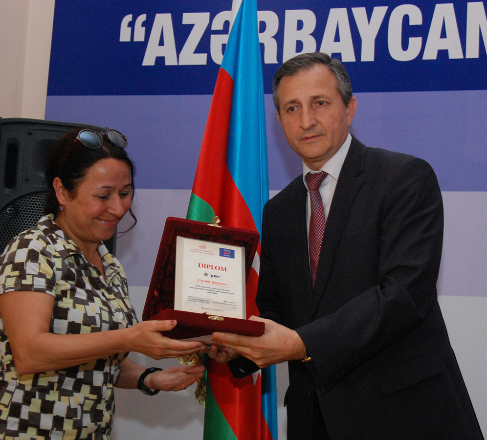 Ərəstun Mehdiyev: Mətbuatın üzərinə böyük missiya düşür (FOTO)