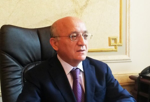 Mübariz Qurbanlı: Hakimiyyətlə xalq birliyinin mövcud olması koronavirusa qarşı mübarizədə böyük əhəmiyyət daşıyır (MÜSAHİBƏ)