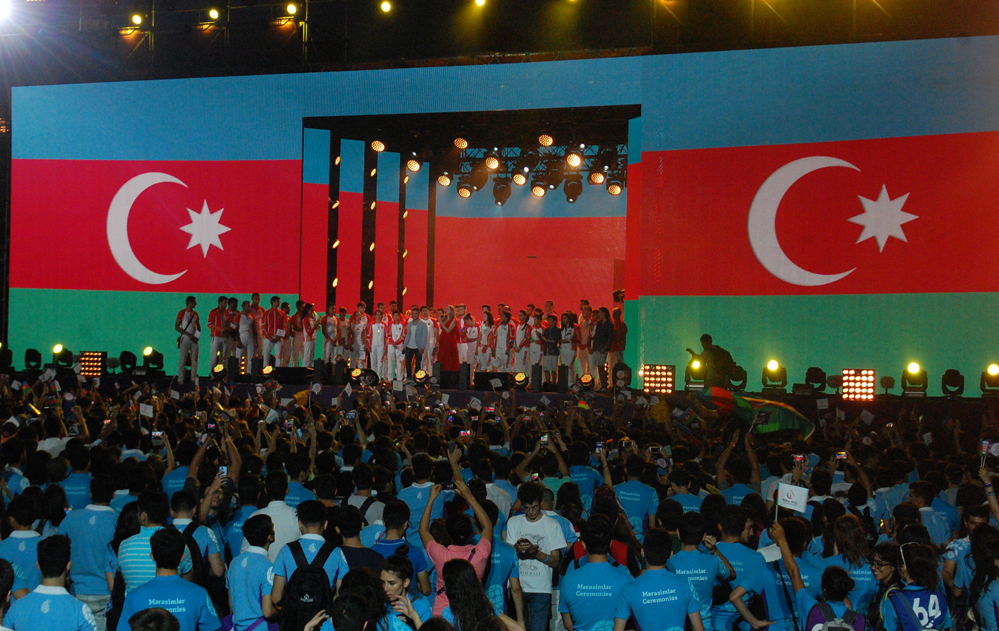 Bakıda birinci Avropa Oyunlarına həsr edilən parad və konsert keçirildi (ƏLAVƏ OLUNUB) (FOTO)