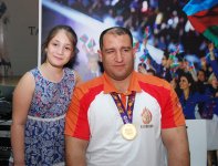 “Park Bulvar”, “Shokki Mokki” və “Day.Az”-ın təşkilati dəstəyi ilə Avropa Oyunları çempionlarının avtoqraf-sessiyası keçirildi (FOTO)
