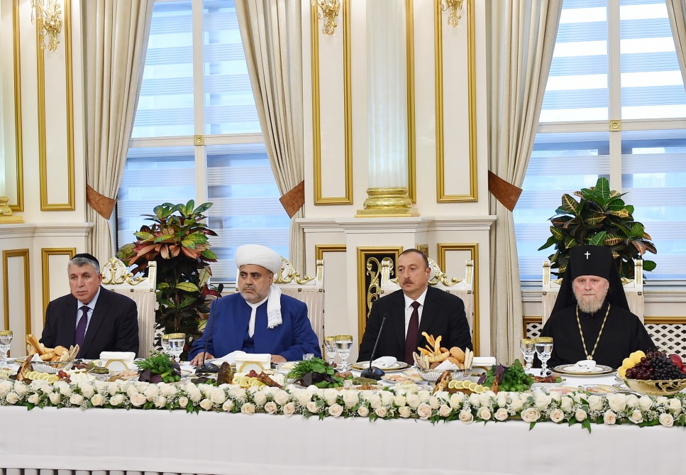 Prezident İlham Əliyev: Azərbaycanın uğurlarına heç bir qüvvə təsir edə bilməz (ƏLAVƏ OLUNUB) (FOTO)