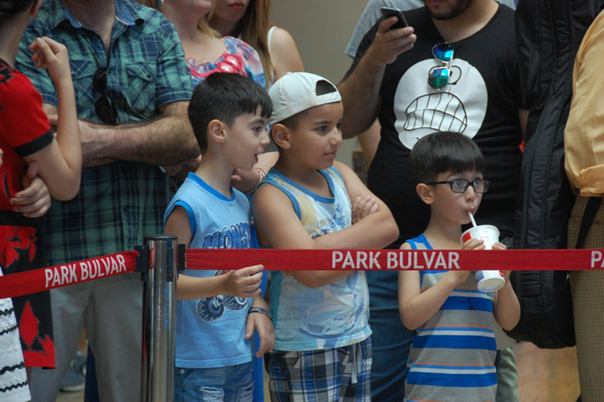 “Park Bulvar”, “Shokki Mokki” və “Day.Az”-ın təşkilati dəstəyi ilə Avropa Oyunları çempionlarının avtoqraf-sessiyası keçirildi (FOTO)