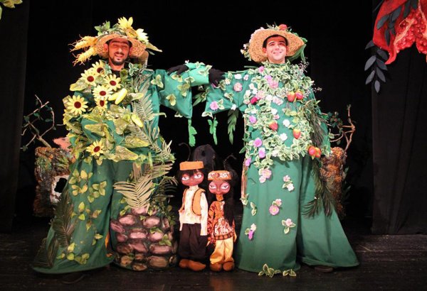 Dövlət Kukla Teatrı mövsümü başa vurdu (FOTO)