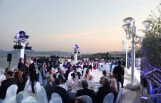 Birinci xanım Mehriban Əliyeva: “Fransa-Azərbaycan münasibətləri son illər bir çox sahələrdə sürətlə inkişaf edir” (ƏLAVƏ OLUNUB)(FOTO)