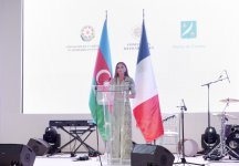 Birinci xanım Mehriban Əliyeva: “Fransa-Azərbaycan münasibətləri son illər bir çox sahələrdə sürətlə inkişaf edir” (ƏLAVƏ OLUNUB)(FOTO)