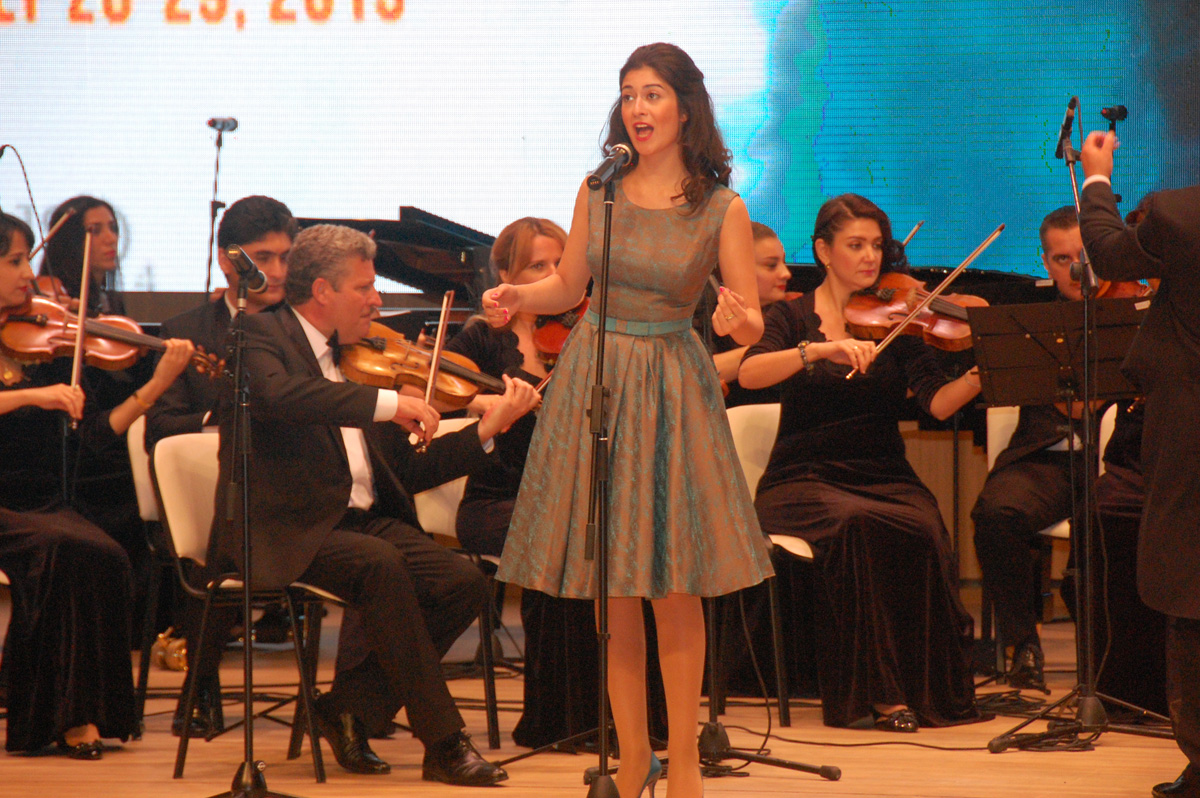 Nərgiz Paşayeva: Gələcəyin kimyaçı alimləri qəlblərində daim dərk etmək, kəşf etmək hünərini daşımalıdırlar (ƏLAVƏ OLUNUB) (FOTO)