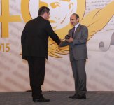 Prezident İlham Əliyevin sərəncamları ilə təltif edilmiş KİV nümayəndələrinə mükafatlar təqdim edilib (FOTO)