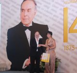 Prezident İlham Əliyevin sərəncamları ilə təltif edilmiş KİV nümayəndələrinə mükafatlar təqdim edilib (FOTO)