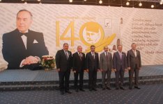 Prezident İlham Əliyevin sərəncamları ilə təltif edilmiş KİV nümayəndələrinə mükafatlar təqdim edilib (FOTO)