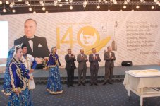 Prezident İlham Əliyevin sərəncamları ilə təltif edilmiş KİV nümayəndələrinə mükafatlar təqdim edilib (FOTO)