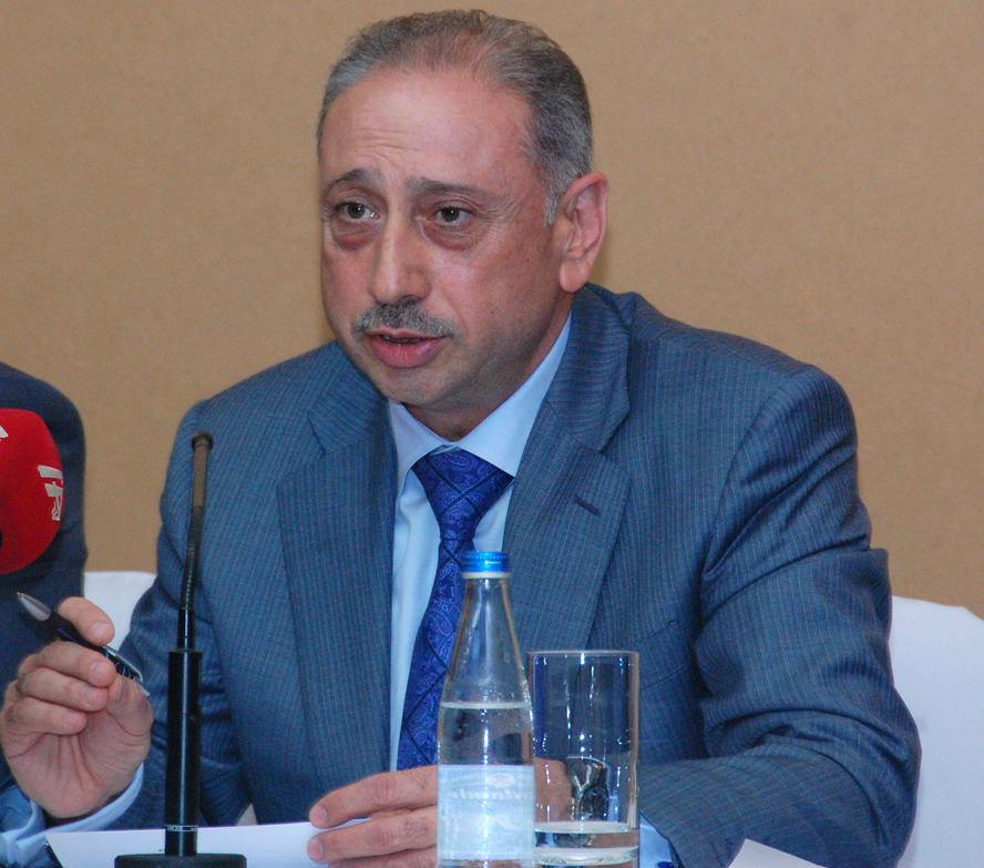 AZAL aviabiletlərin qiymətinin azaldılması səbəbindən bəzi reysləri bağlaya bilər (FOTO)