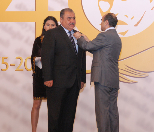 Prezident İlham Əliyevin sərəncamları ilə təltif edilmiş KİV nümayəndələrinə mükafatlar təqdim edilib (FOTO)