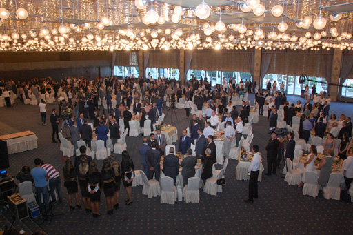 Prezident İlham Əliyevin sərəncamları ilə təltif edilmiş KİV nümayəndələrinə mükafatlar təqdim edilib (FOTO)