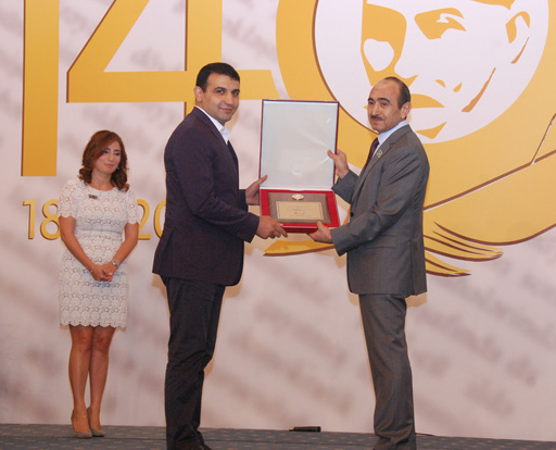 Prezident İlham Əliyevin sərəncamları ilə təltif edilmiş KİV nümayəndələrinə mükafatlar təqdim edilib (FOTO)