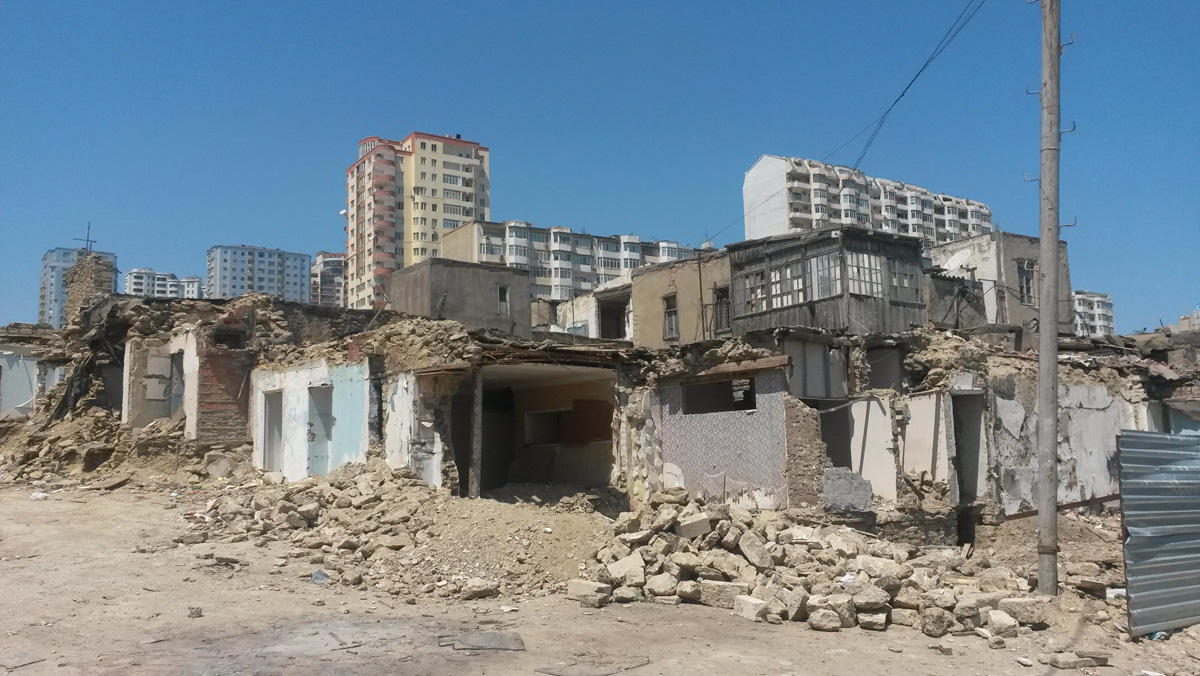 "Sovetski" – mərkəzdə mərkəz ola bilməyən məhəllə (FOTO)