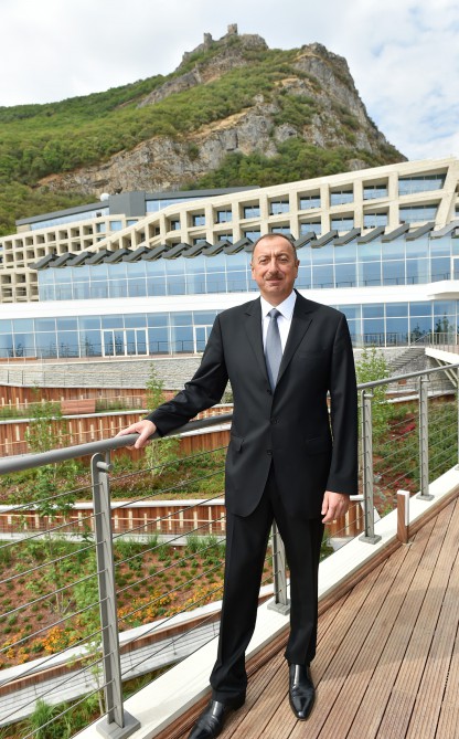 Prezident İlham Əliyev “Qalaaltı Hotel & SPA” müalicə-istirahət kompleksinin açılışında iştirak edib (FOTO)
