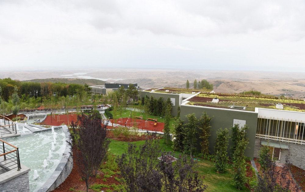 Prezident İlham Əliyev “Qalaaltı Hotel & SPA” müalicə-istirahət kompleksinin açılışında iştirak edib (FOTO)