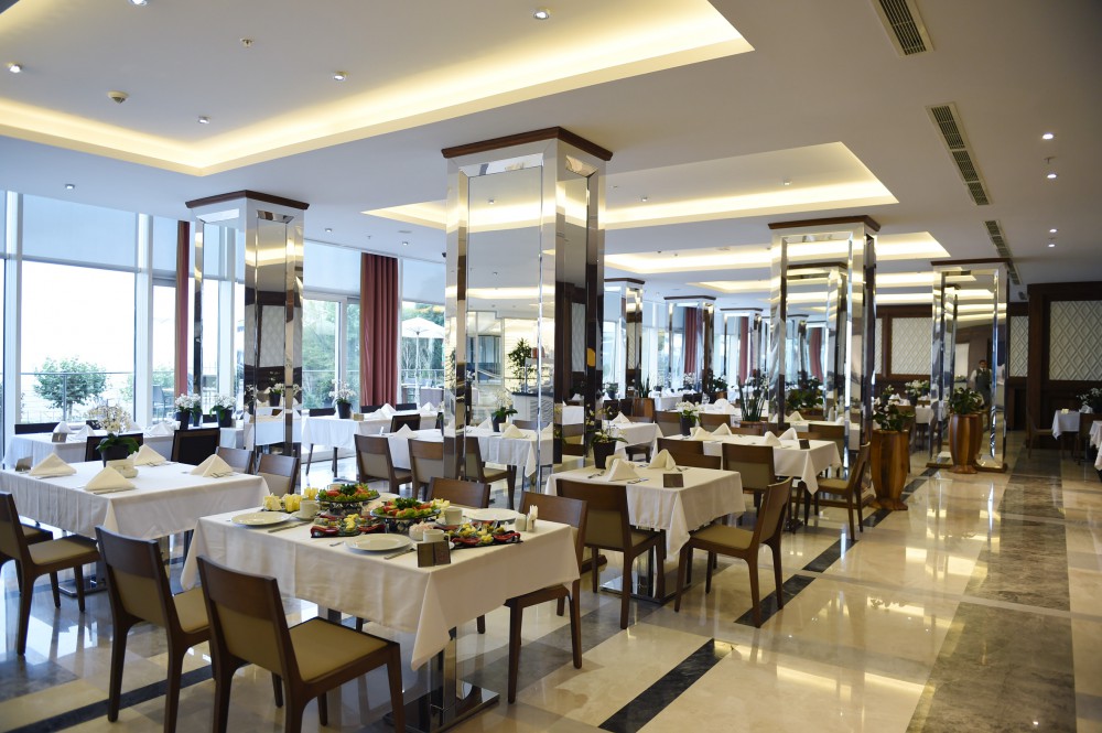 Prezident İlham Əliyev “Qalaaltı Hotel & SPA” müalicə-istirahət kompleksinin açılışında iştirak edib (FOTO)
