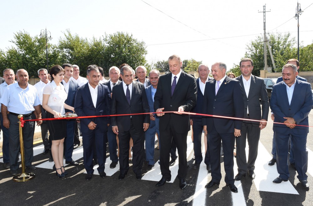 Cəlilabadda yeni avtomobil yolu istifadəyə verildi (FOTO)