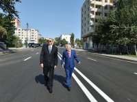 Prezident İlham Əliyev Bakının Pişəvəri, Cavadxan, Hüseyn Seyidzadə küçələrində aparılan abadlıq və yenidənqurma işlərindən sonrakı vəziyyətlə tanış olub (FOTO)